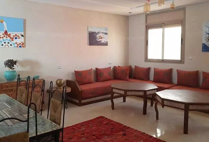 Majatalo Heaven Surf Camp