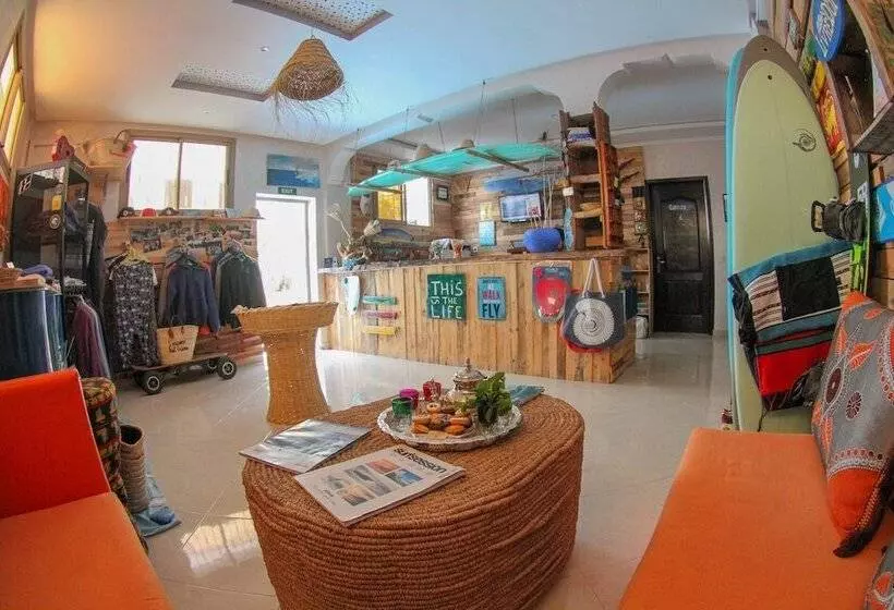 Majatalo Heaven Surf Camp