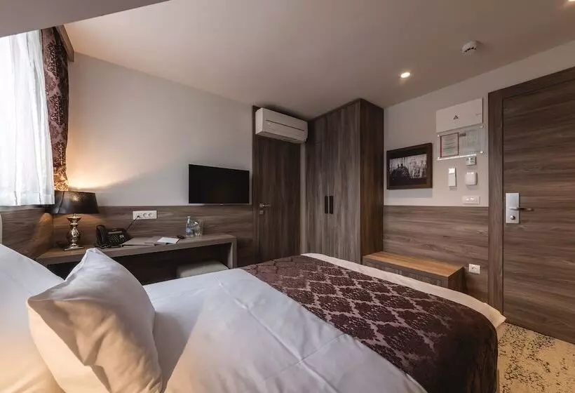 پانسیون Guesthouse Grof
