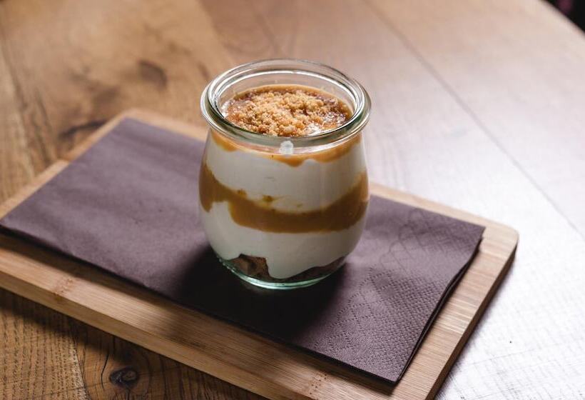 پانسیون Guesthouse Grof