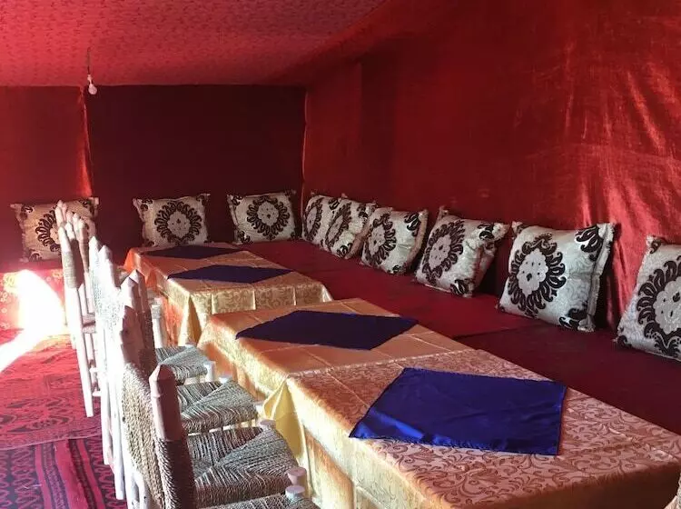 Majatalo Hoshizora Sabaku Camp