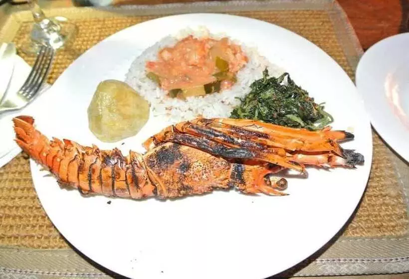 Majatalo Mike S Beach Cottages