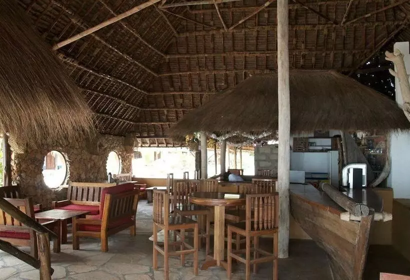 Majatalo Mike S Beach Cottages