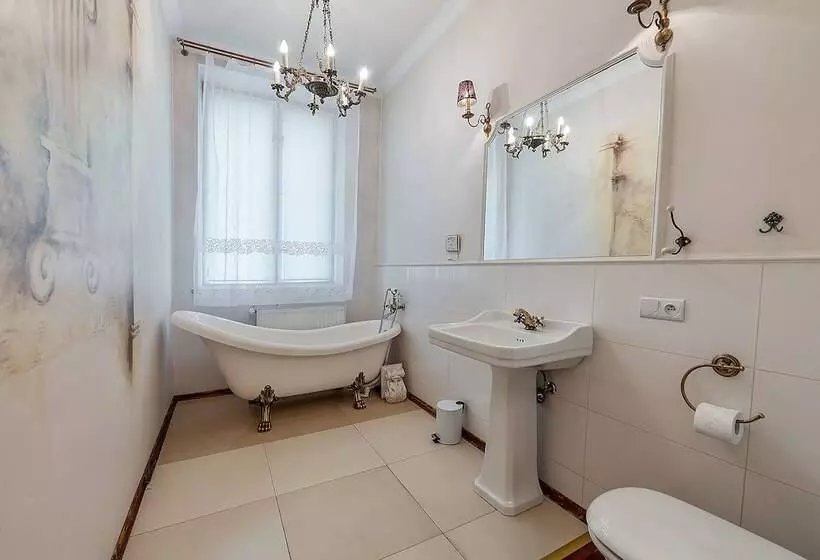 ペンション Pałacyk Deja Vu Residence