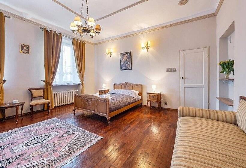 پانسیون Pałacyk Deja Vu Residence