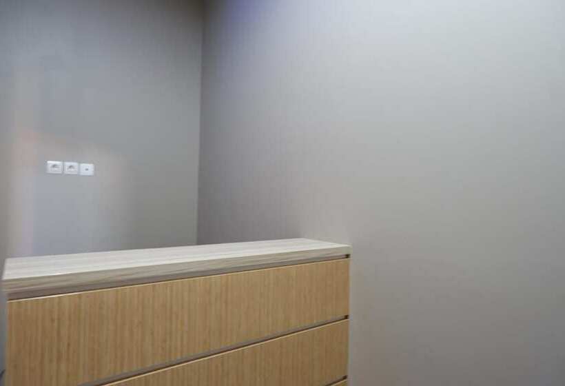 پانسیون Reddoorz Syariah Near Stasiun Tegal