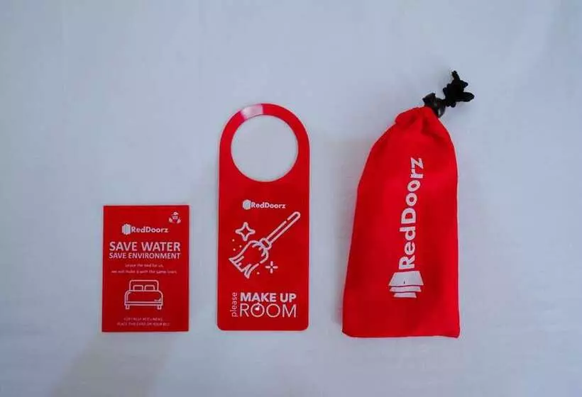 Majatalo Reddoorz Syariah Near Stasiun Tegal