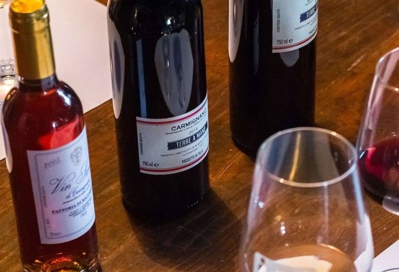 Plush Farmhouse In Bacchereto With Swimming Pool