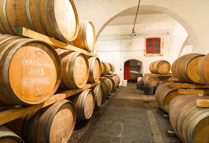 Plush Farmhouse In Bacchereto With Swimming Pool