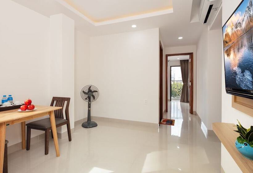 Xo Hotel & Apartments