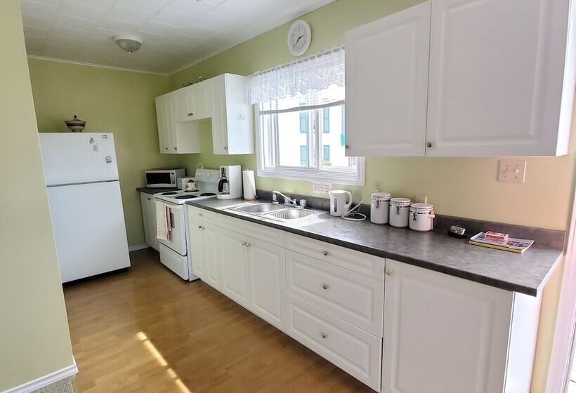 Hillside B&b Cottage