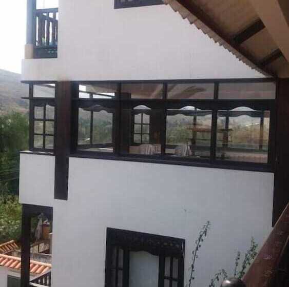 Отель El Zaguan De La Rueca