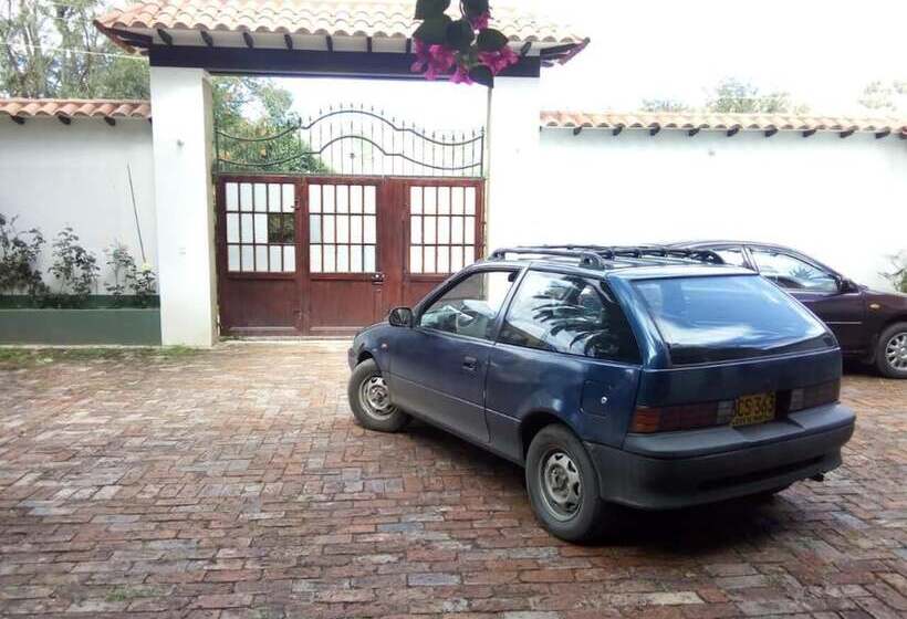 Отель El Zaguan De La Rueca