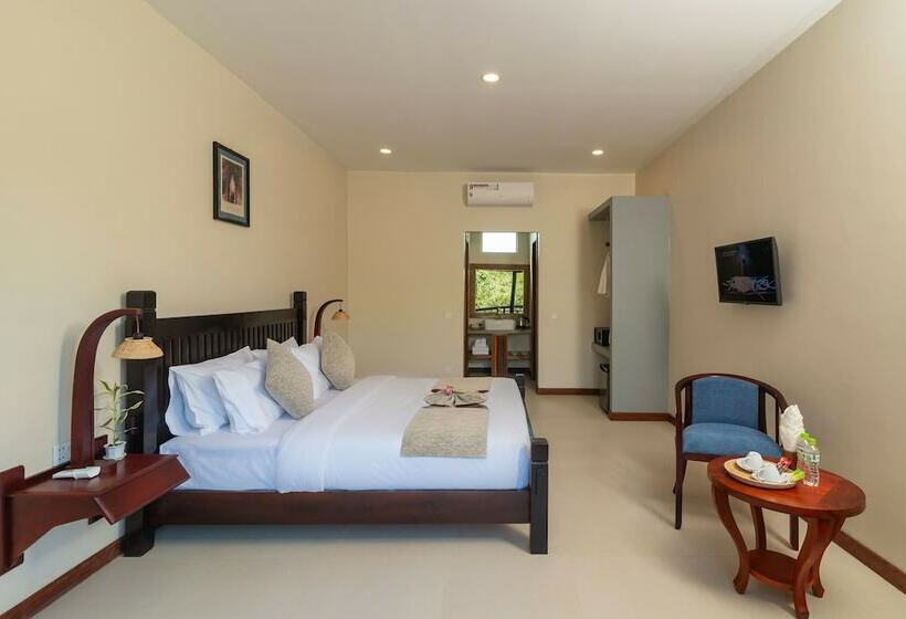 فندق Family Wooden Boutique