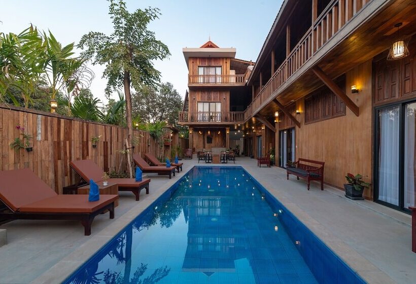 فندق Family Wooden Boutique