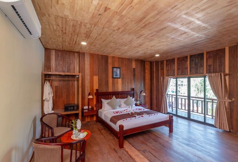 فندق Family Wooden Boutique