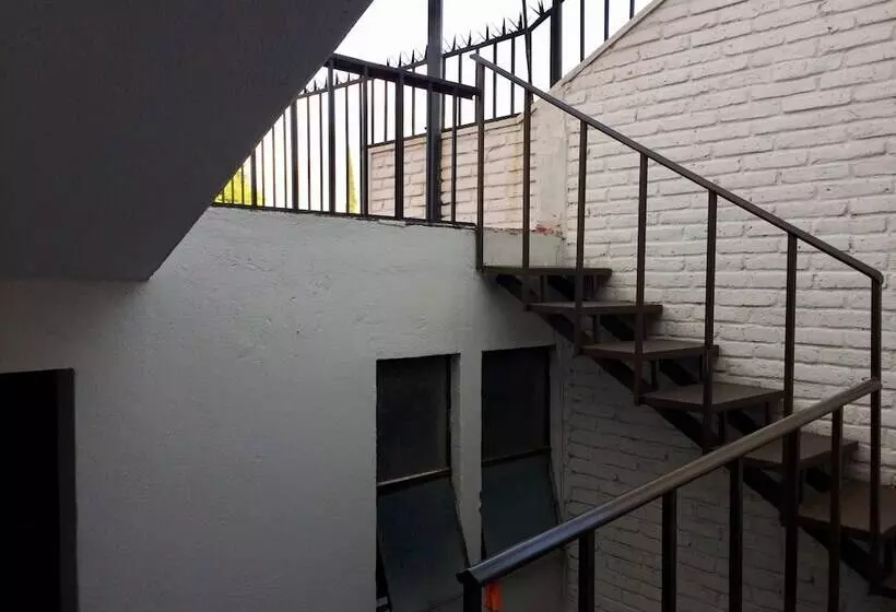 ホテル Hostal Casa Purpura