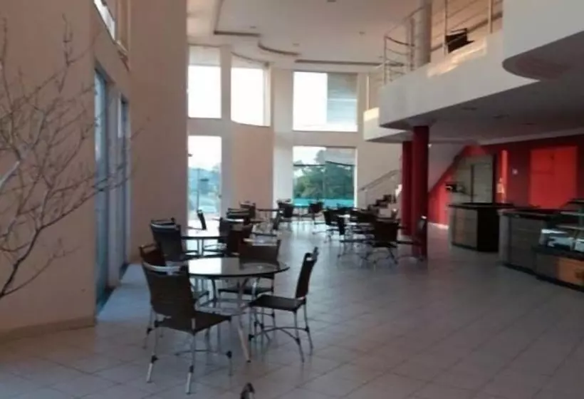 Hotelli Imbau Palace