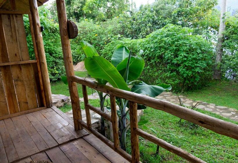 فندق Karungi Camp