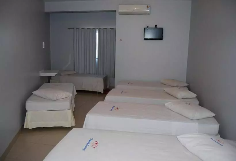 ホテル Pousada Santana