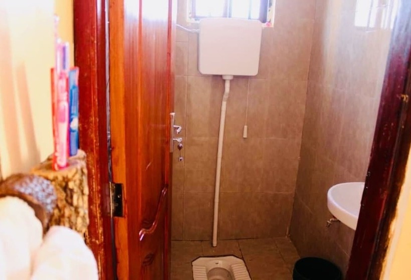 Отель Ritungu Camp