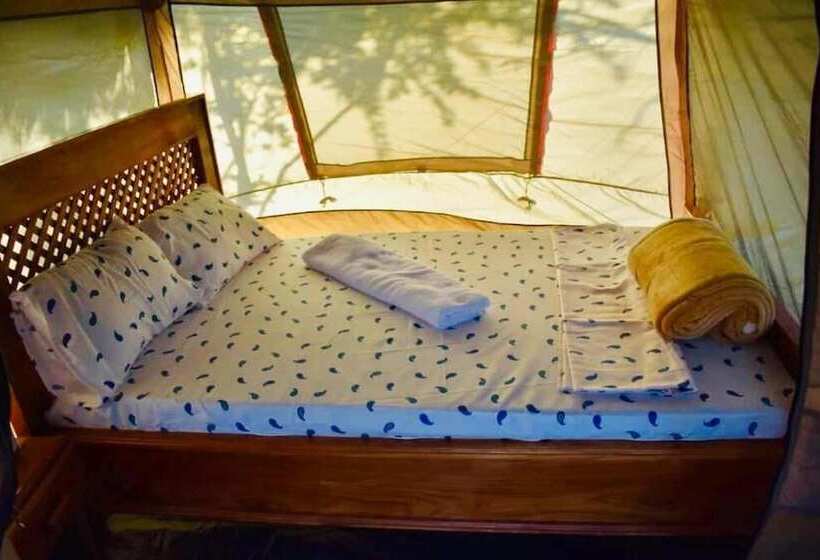 Отель Ritungu Camp