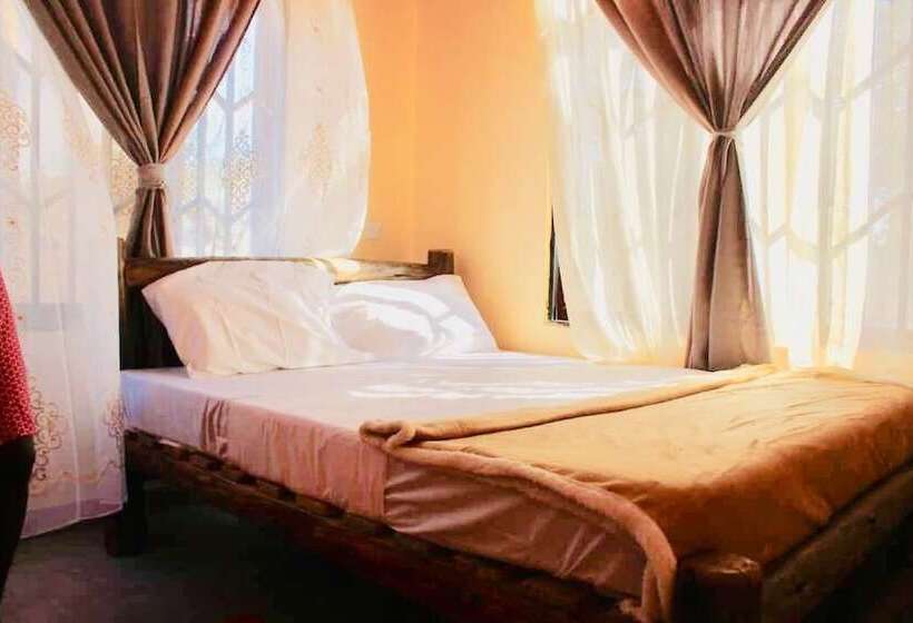 Отель Ritungu Camp