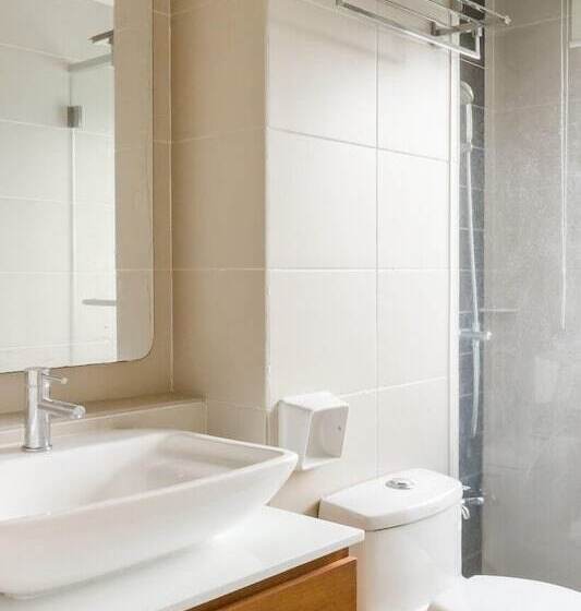 בית מלון כפרי The Haven Lakeside Suites By Verve