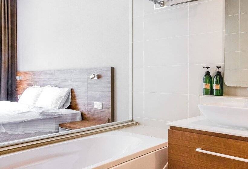 בית מלון כפרי The Haven Lakeside Suites By Verve