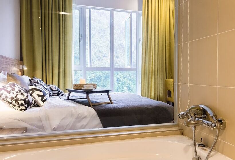 בית מלון כפרי The Haven Lakeside Suites By Verve