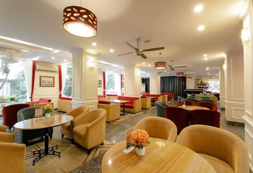 هتل White Palace Thai Binh