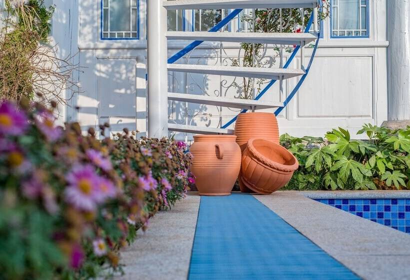 Hua Linglong Courtyard Inn