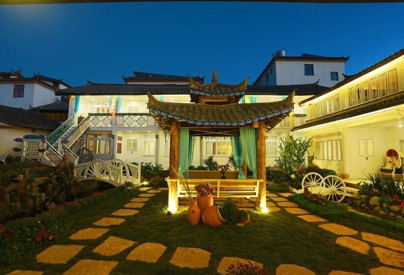 Hua Linglong Courtyard Inn