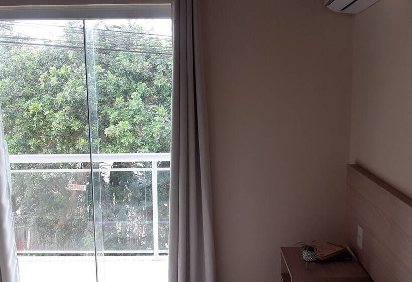 膳宿费 Clm House Buzios