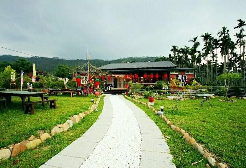 پانسیون Coffee Street Homestay
