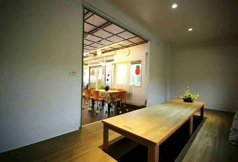 پانسیون Coffee Street Homestay