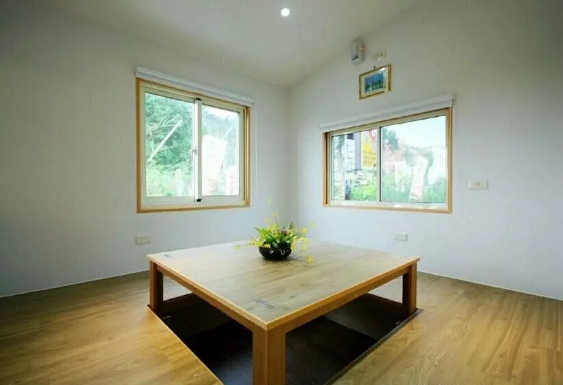پانسیون Coffee Street Homestay