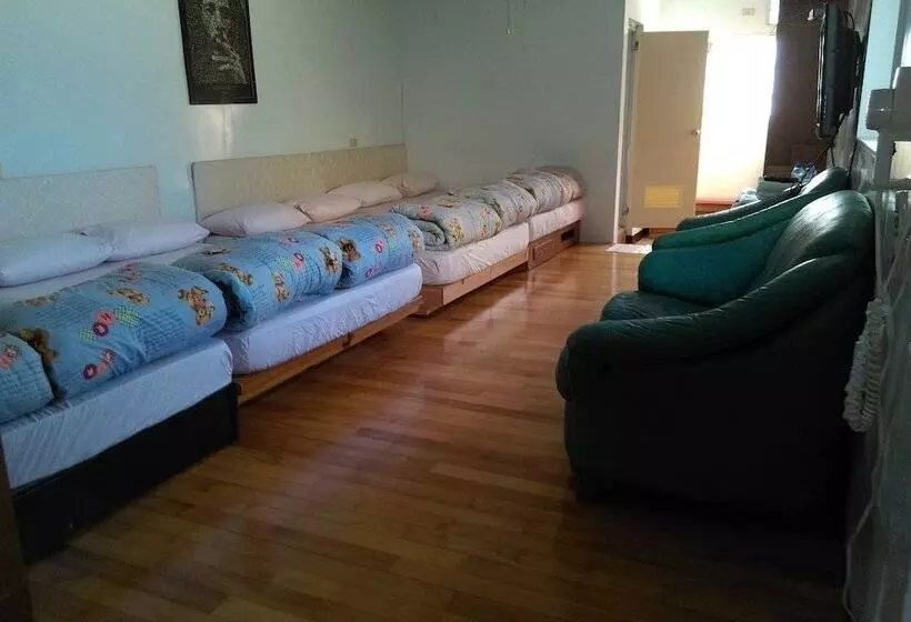 پانسیون Coffee Street Homestay