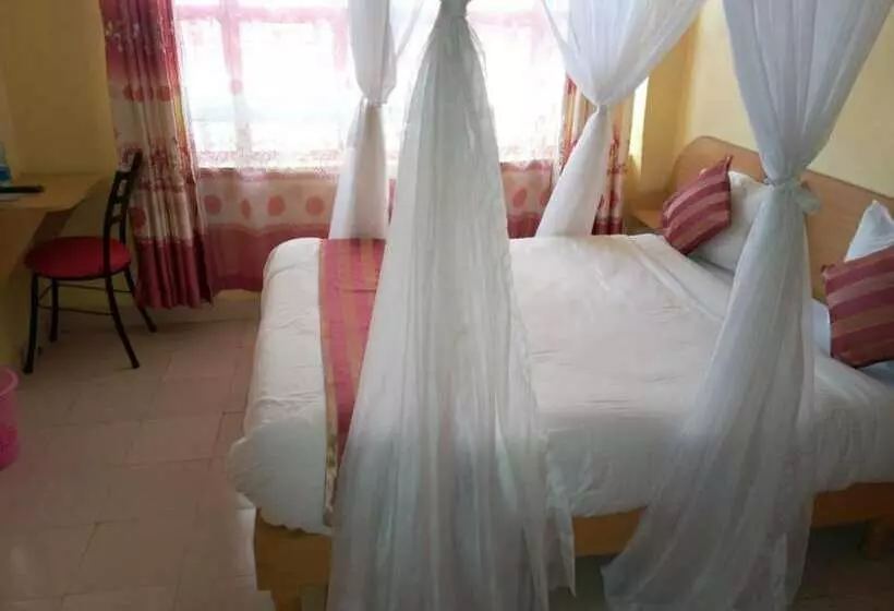 پانسیون Dream World Guest House