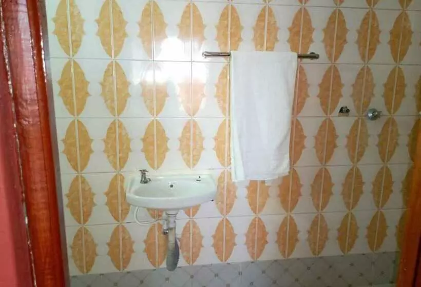 پانسیون Dream World Guest House