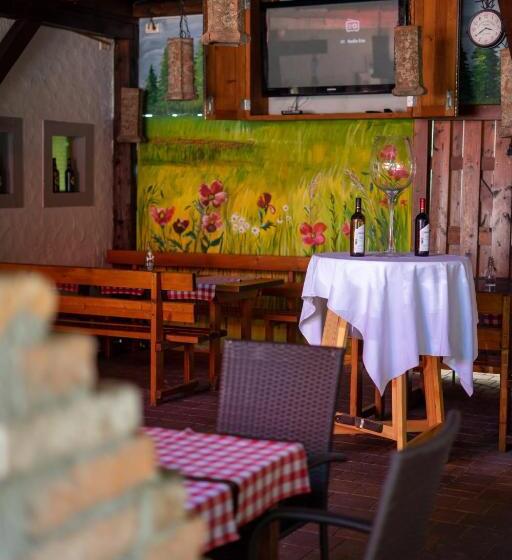 پانسیون Gostilna Logar