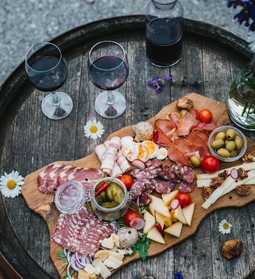 پانسیون Gostilna Logar