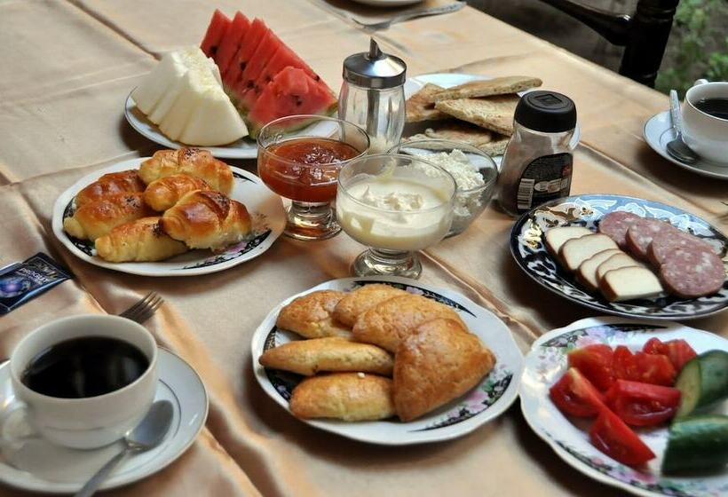 پانسیون Guest House Urgench