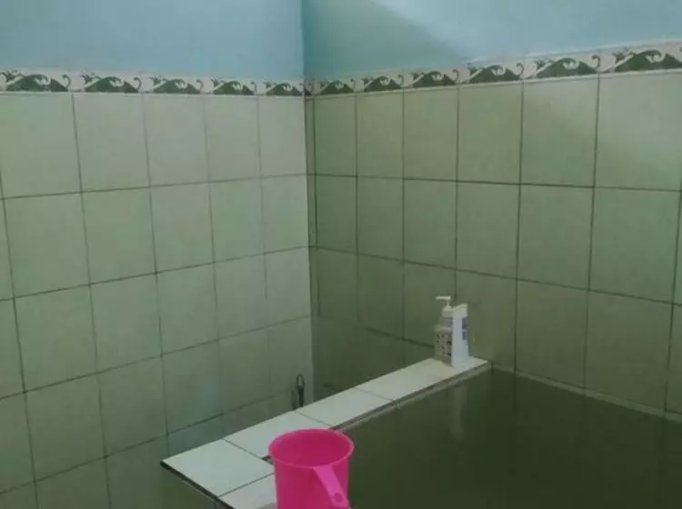 پانسیون Homestay Banyumili