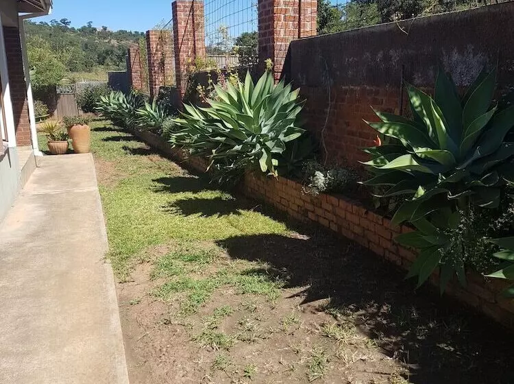 پانسیون Pachigomo Guest House