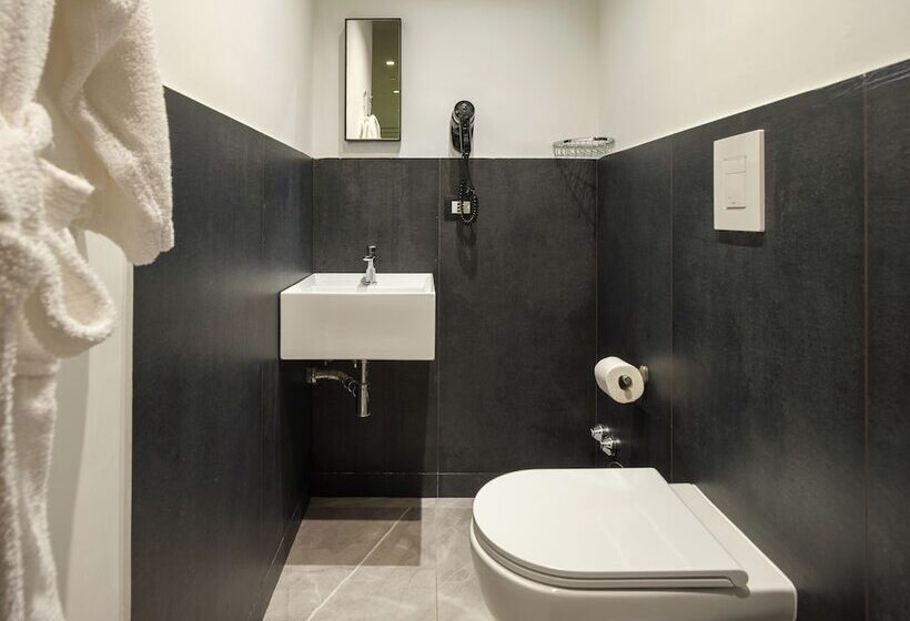 פנסיון Secret Garden