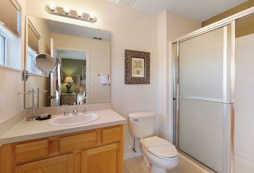 Walkin On Sunshine By Villadirect