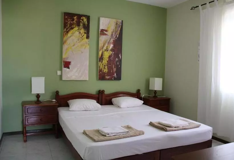 هاستل Residencial Raiar