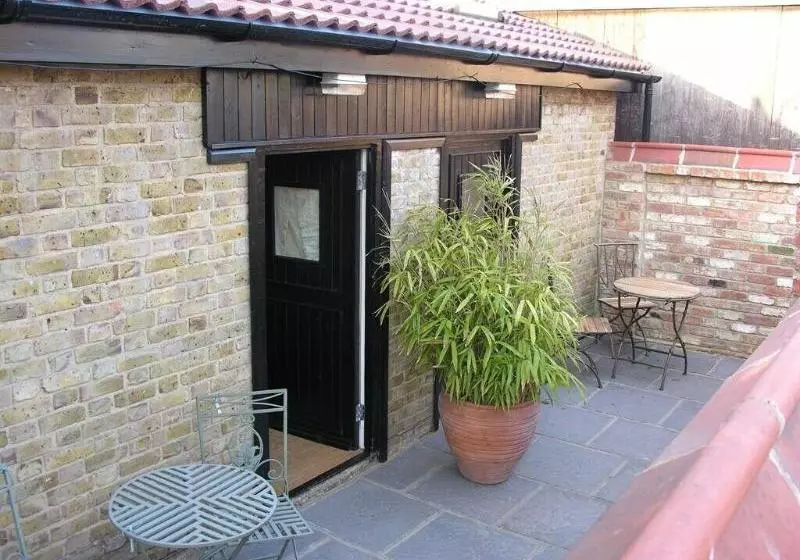 Bed and Breakfast Frasers Battlesbridge