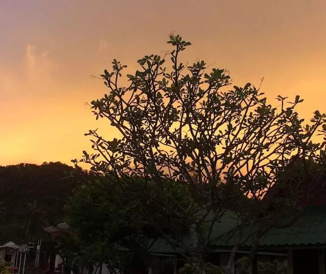 Golden Bay Cottage   Sha Extra Plus